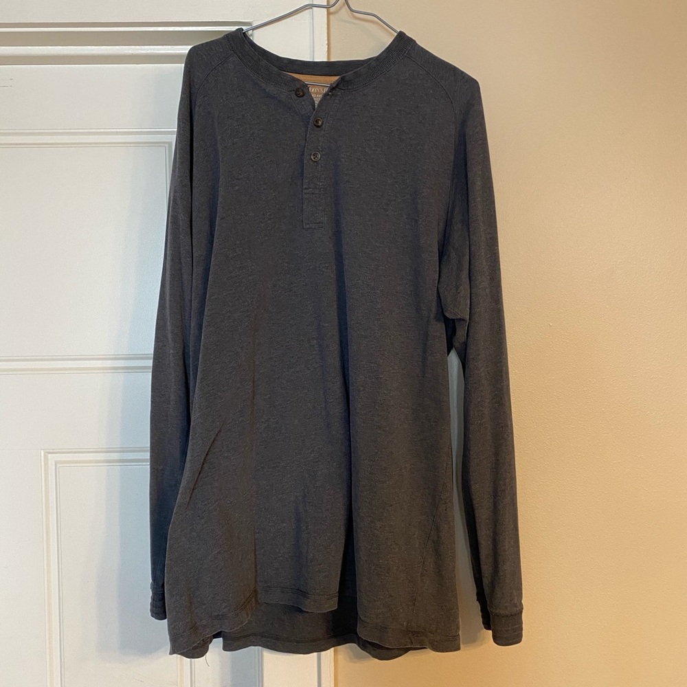 St. John's Bay Gray Long Sleeve Tee Casual Comfort